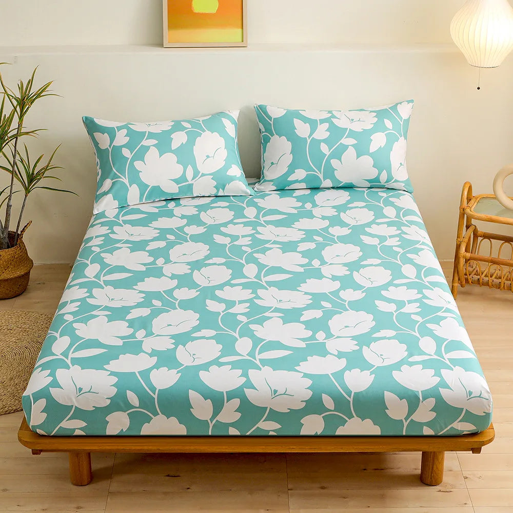 DecorBites™ Golden Feather Sheet Set: Fitted Sheet & 2 Pillowcases, All Season Bedspread