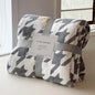 Thick Thow Blanket Geometic Style Reactive Printed Flannel Fleece Blanket for Beds Single/Queen/King Plush Plaids Sofa Plaid Bed