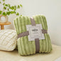 1pc Fluffy Coral Velvet Blanket Air-Conditioned Flannel Plush Comfortable Thickened and Warm Soft Plush Throw Blanket Bed Cover