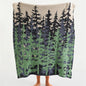 DecorBites™ Kawaii Bee Pattern Cozy Blanket - Super Soft White Spot Edge Design