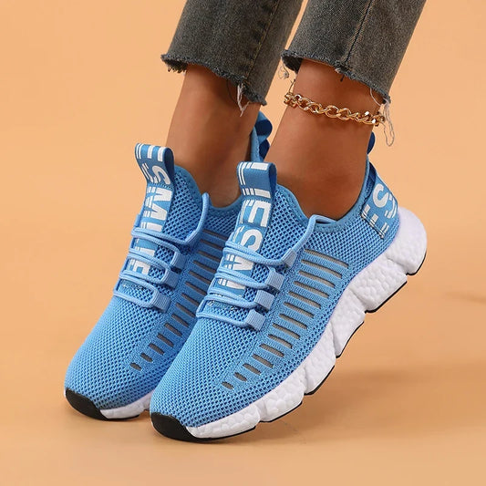 Shoes Woman Outdoor Training Lightweight Sports Soft Sole Comfortable Lace Up Mesh Casual Shoes Large Breathable Sports Shoes